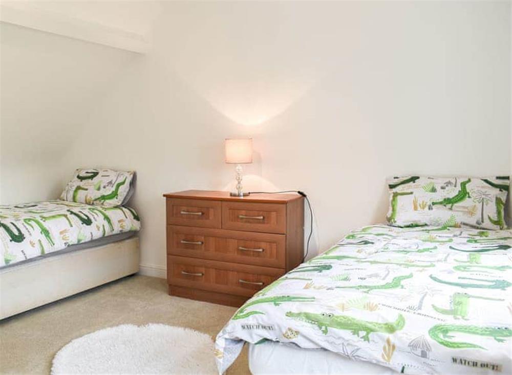 Twin bedroom at Kemps House in Wareham, Dorset