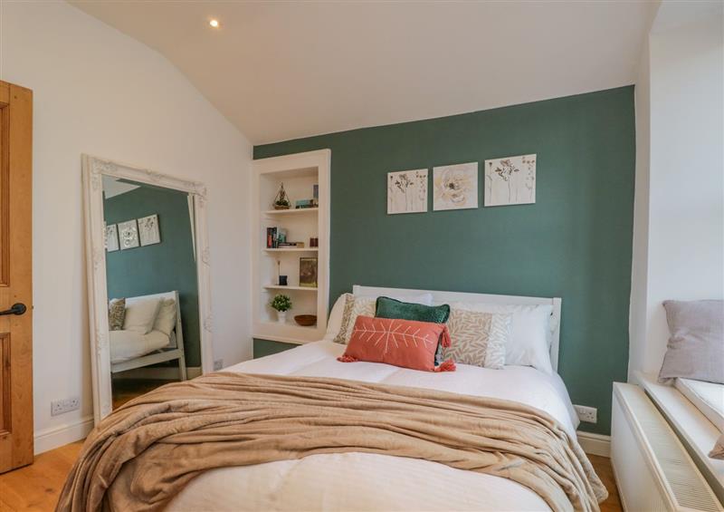 One of the 2 bedrooms at Kendal Cottage, Kendal