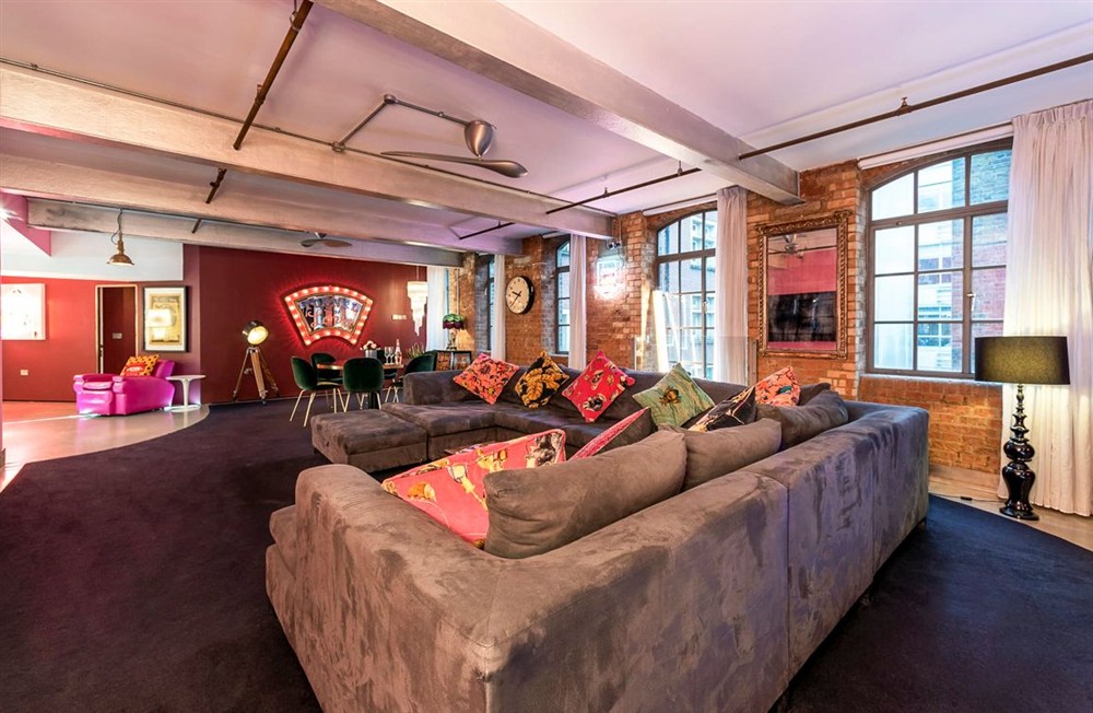 Kendall Loft (photo 21) at Kendall Loft in London, London