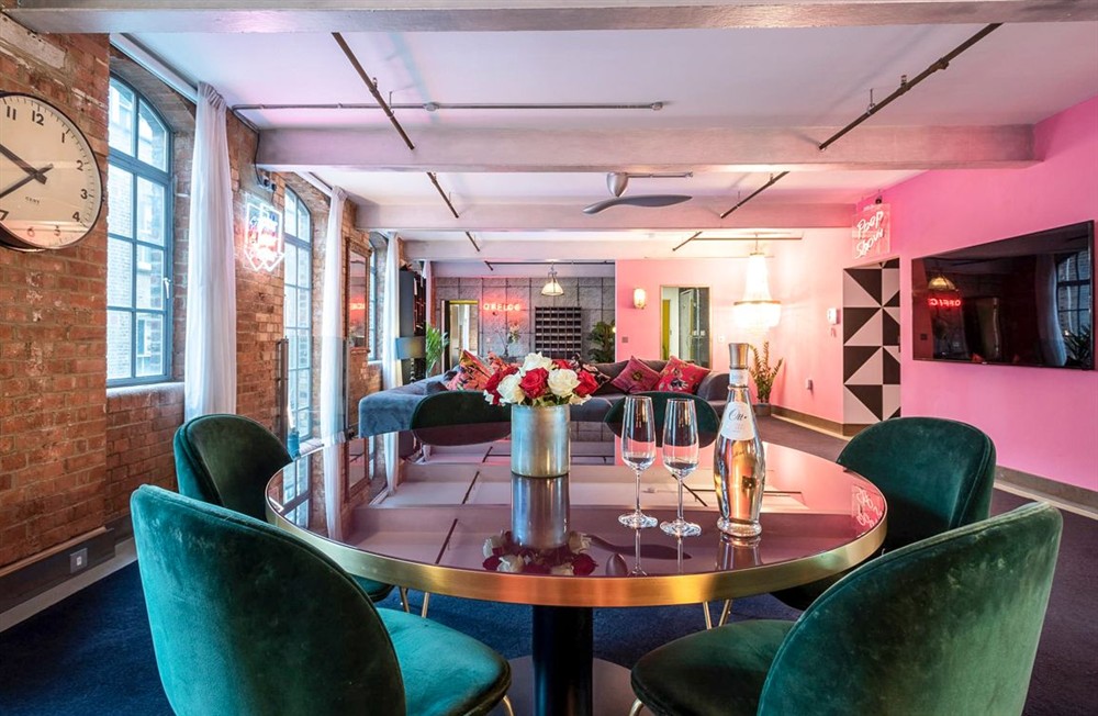 Kendall Loft (photo 23) at Kendall Loft in London, London
