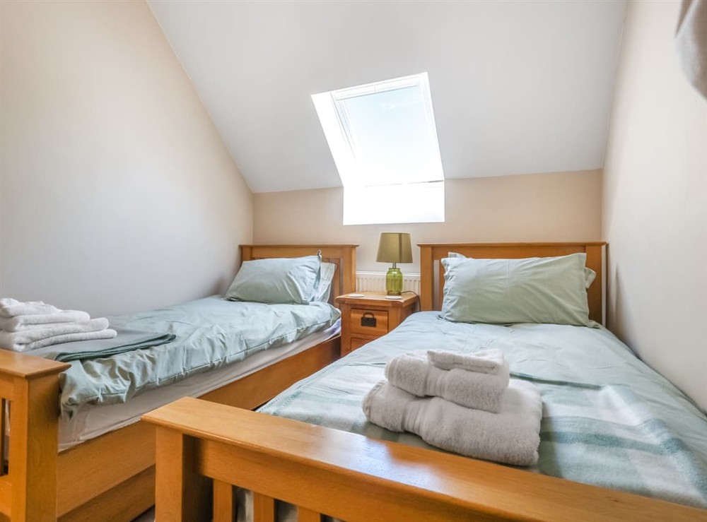 Twin bedroom