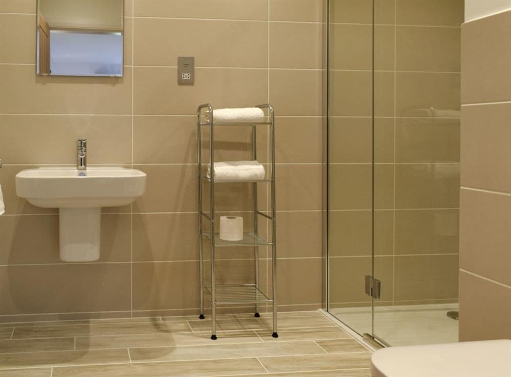 En-suite shower room at Kenmore Lodge in Balnaskeag, near Kenmore, Perthshire