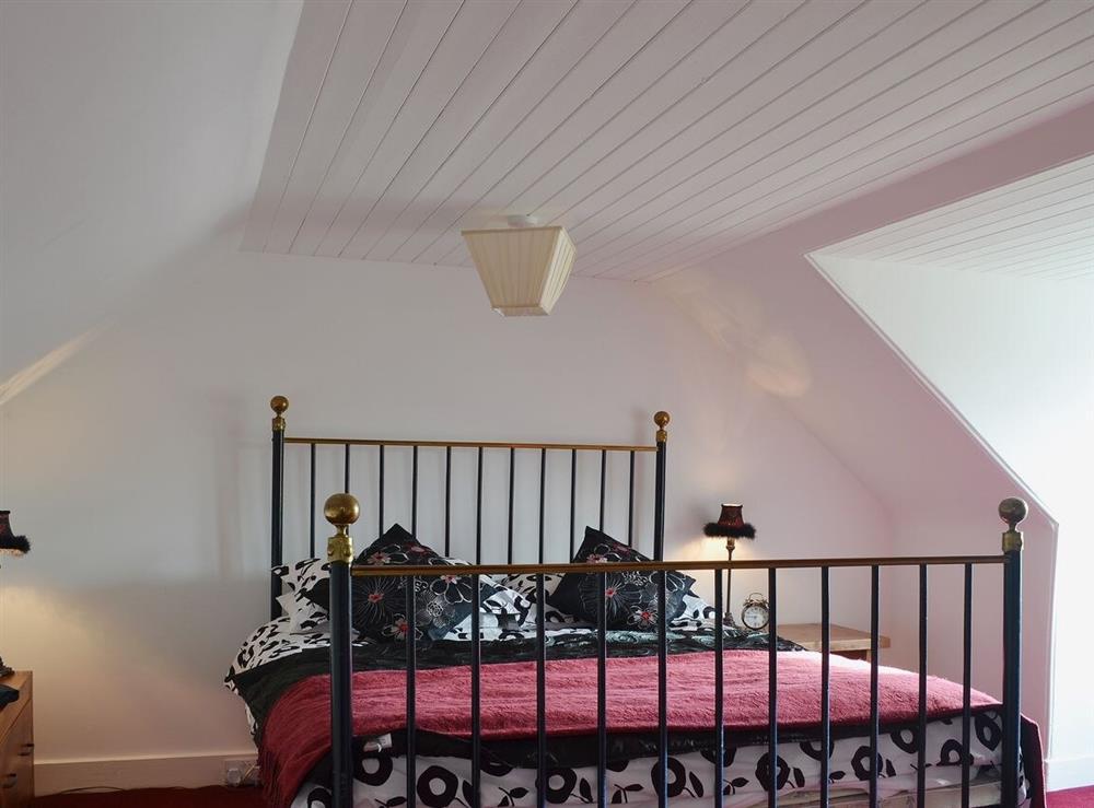 Double bedroom at Kennels Cottage in Beauly, Inverness-Shire