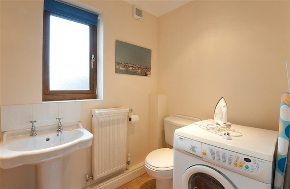 Utility room at Kensa Toll in Rock and Polzeath, Cornwall