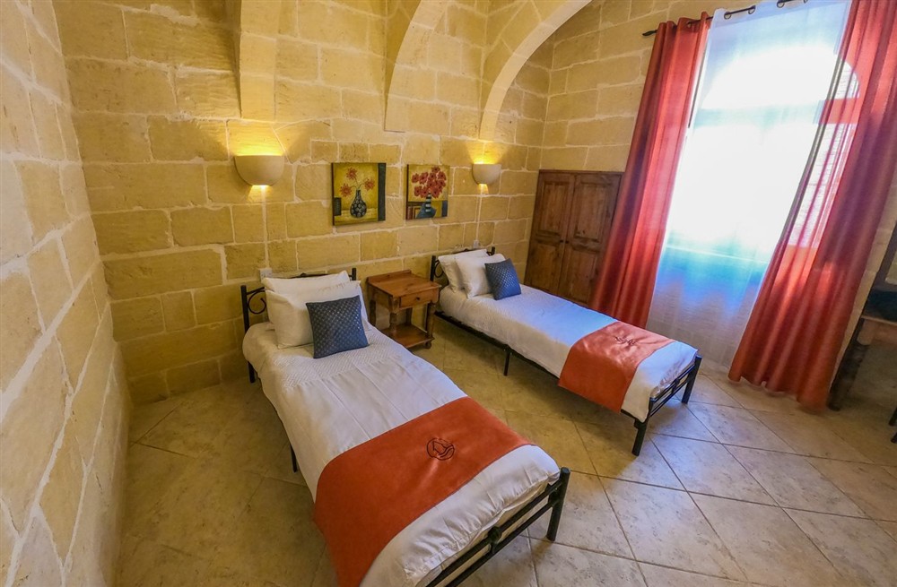 Kercem Townhouse