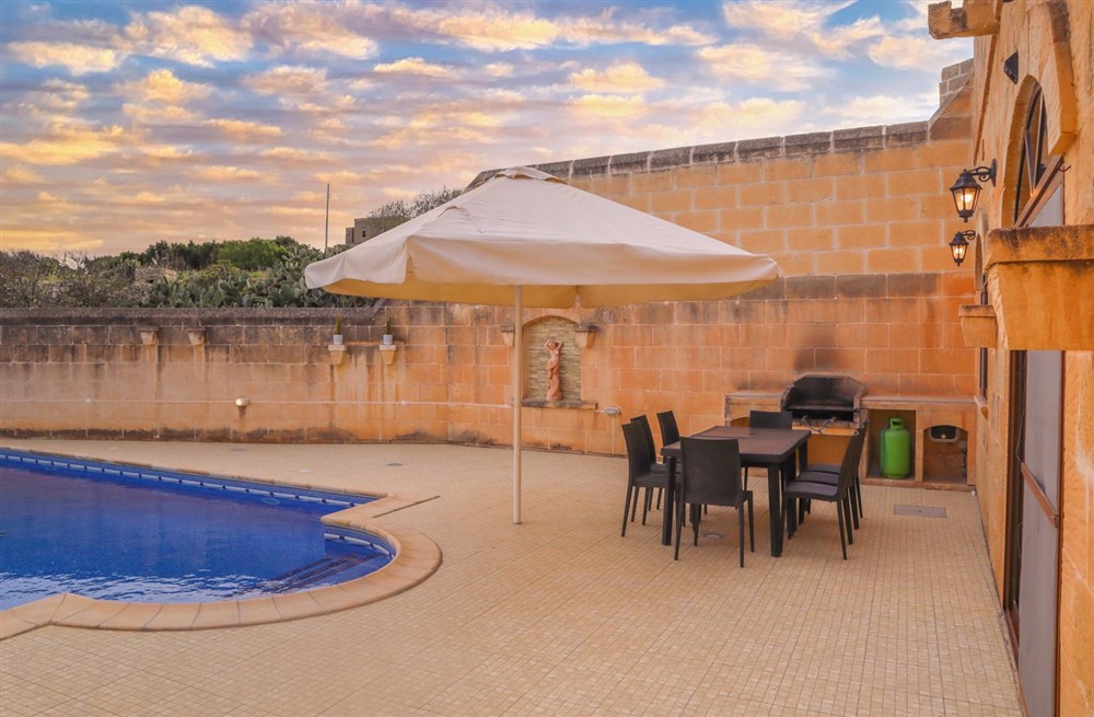 Kercem Townhouse