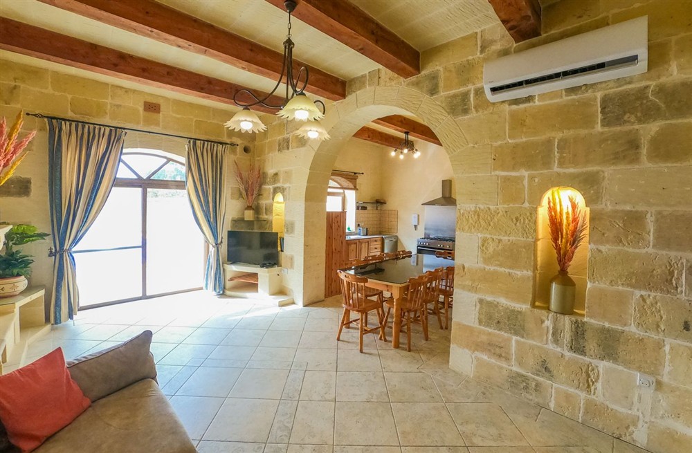 Kercem Townhouse