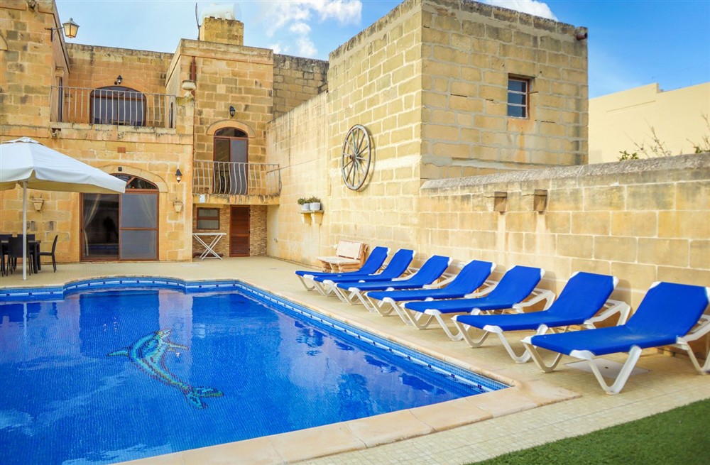 Kercem Townhouse