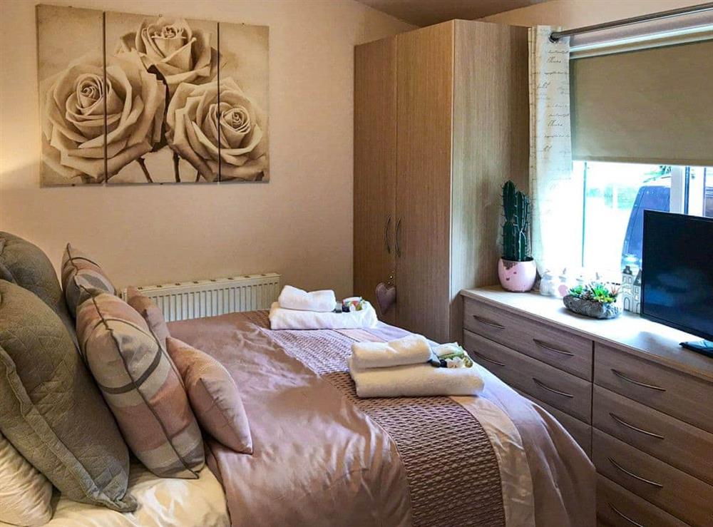 Double bedroom at Kernewk Chy in St Minver Holiday park, Cornwall