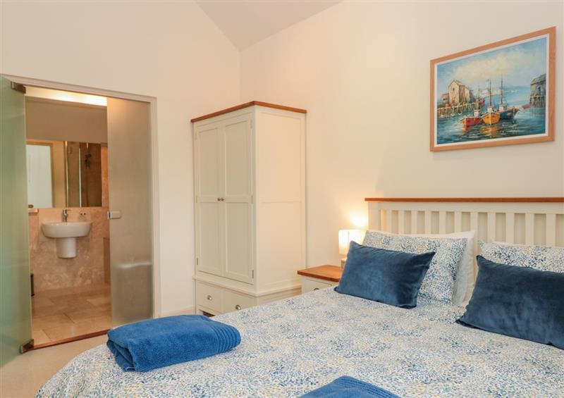 This is a bedroom at Kestrel, 19 Dartmouth Green, Blackawton