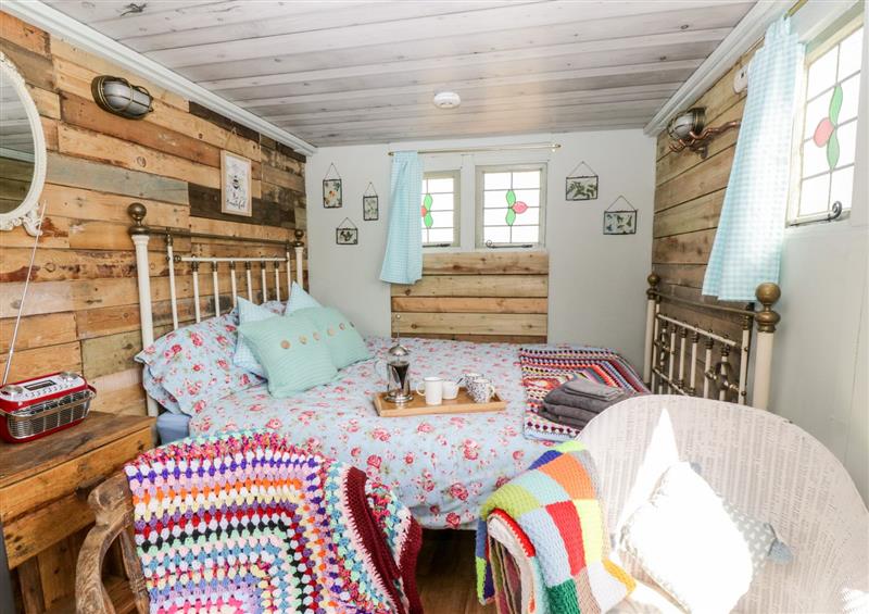 Relax in the living area at Ketburn Shepherds Hut, Whithorn