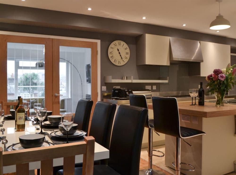Kitchen & dining area at Kia Rosa in Ryde, Isle of Wight