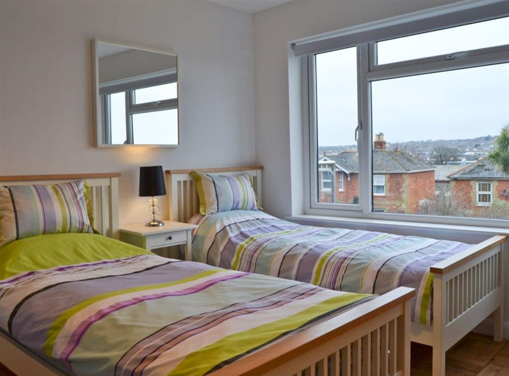 Twin bedroom at Kia Rosa in Ryde, Isle of Wight