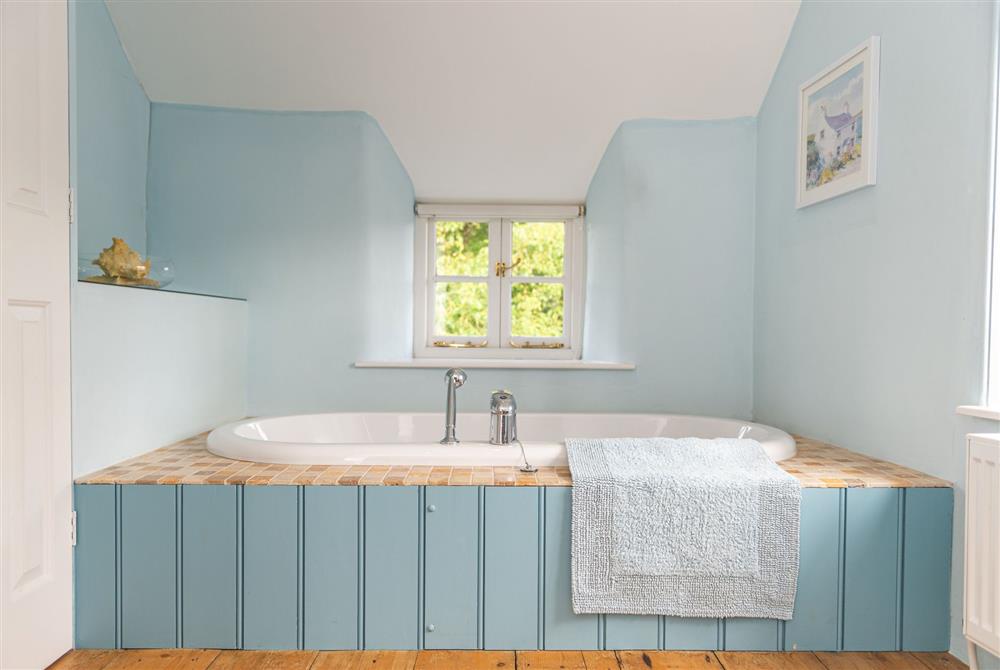Spacious family bathroom with bath and separate shower (photo 2) at Kiddles House, Piddletrenthide, nr Dorchester
