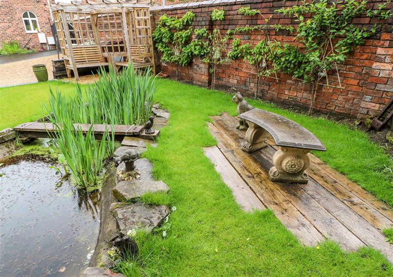 Enjoy the garden at Kilby Coach House, St Johns in Wakefield