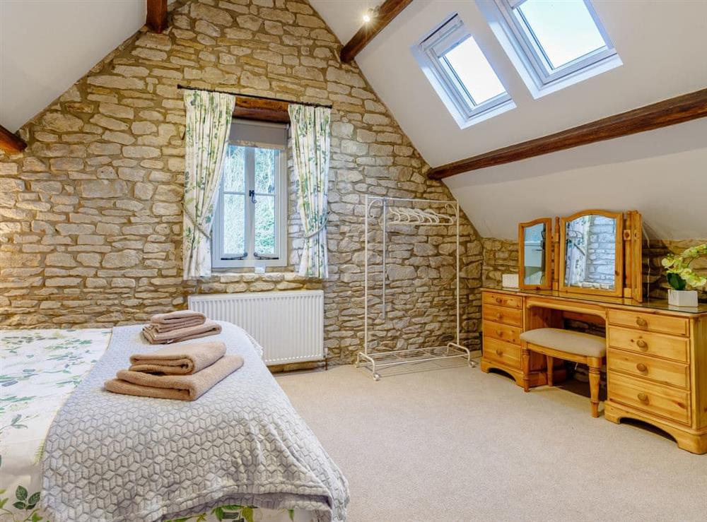 Comfortable double bedroom at Kilcot Coach House in Lower Kilcot, near Wotton-under-Edge, Gloucestershire