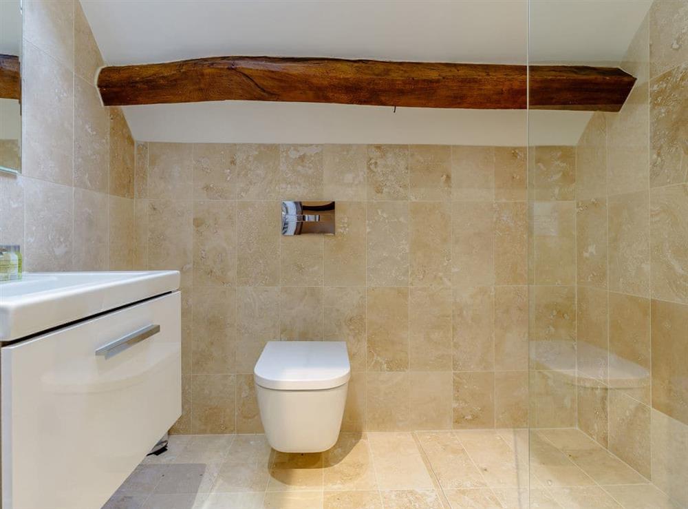Modern shower room at Kilcot Coach House in Lower Kilcot, near Wotton-under-Edge, Gloucestershire