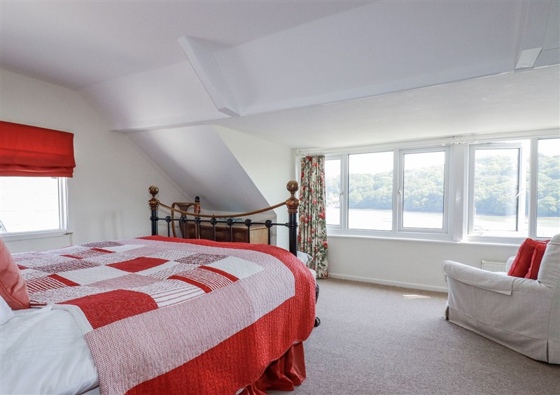 A bedroom in Kiln Cottage (photo 2) at Kiln Cottage, Golant near Tywardreath