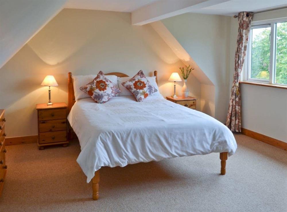 Double bedroom at Kiln Cottage in Rye, East Sussex