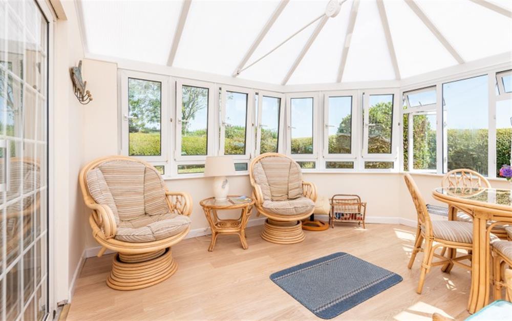 Another look at the sun room at Kimberley Garden Cottage in Ringmore