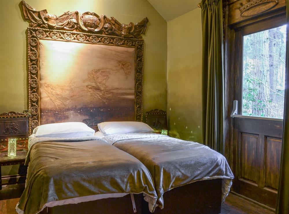 Twin bedroom at King Auberons in Stamford Bridge, near York, North Yorkshire