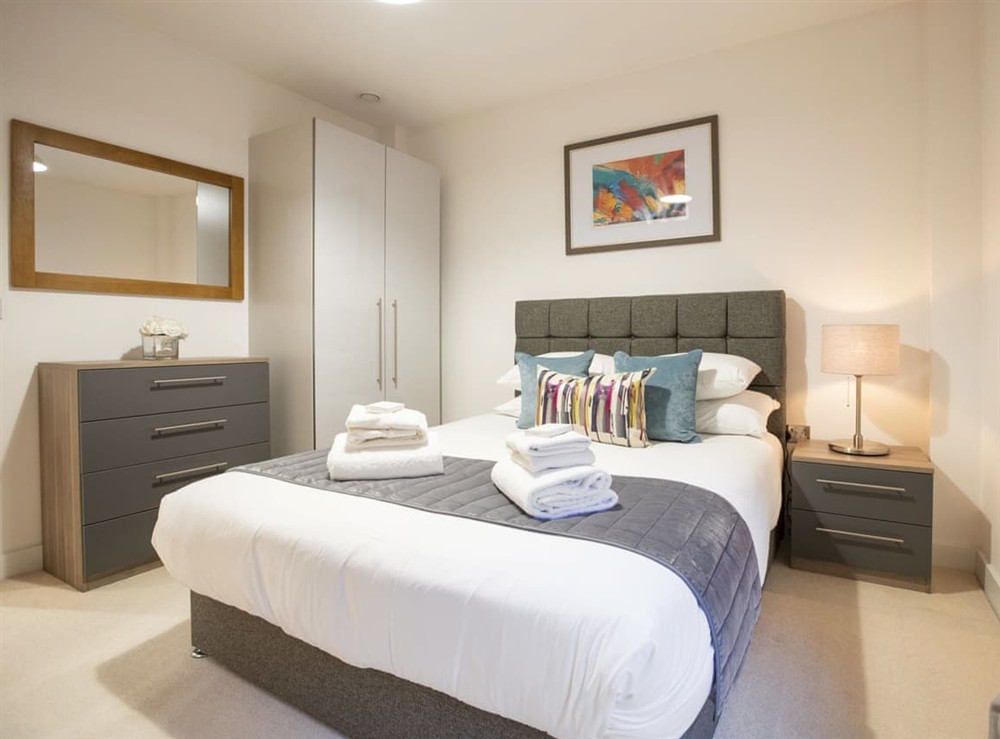 Double bedroom at King Edward 1 in Windsor, Berkshire