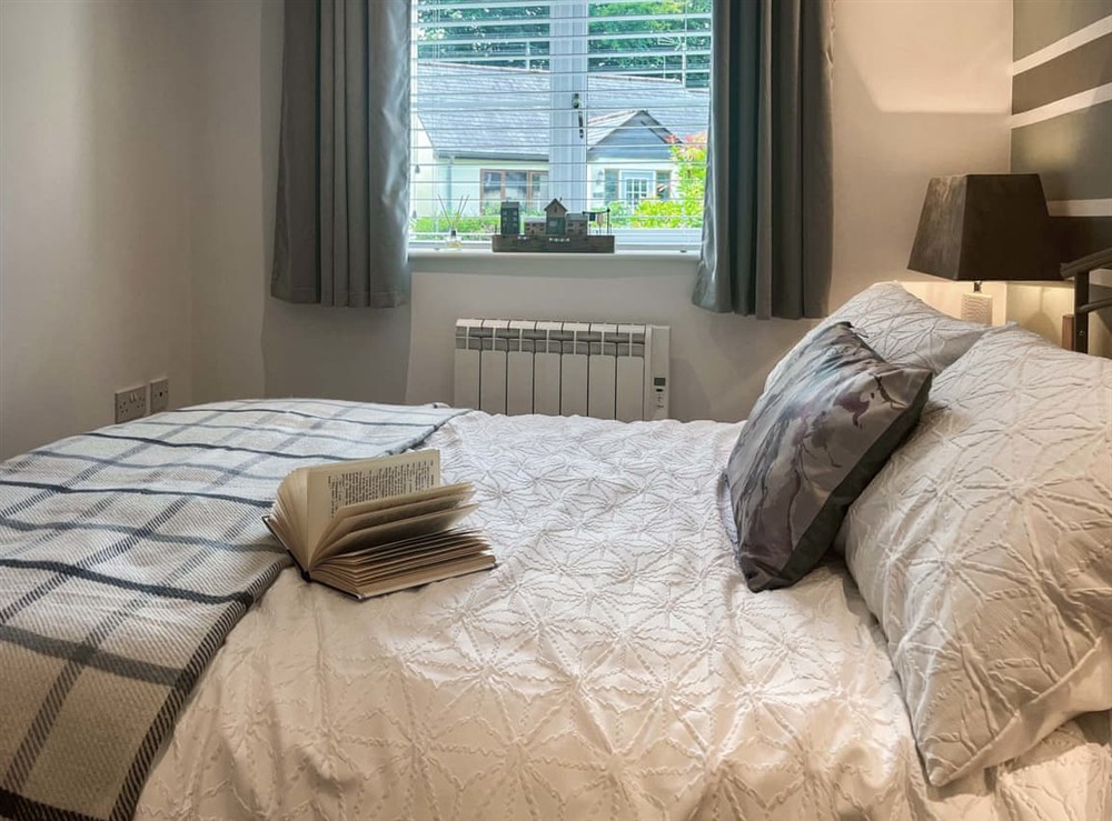 Double bedroom (photo 2) at Kingfisher Cottage, 20 in Camelford, Cornwall