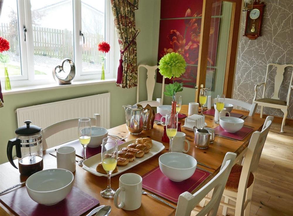 Inviting dining room (photo 2) at Kingfisher Cottage in Amble, Northumberland