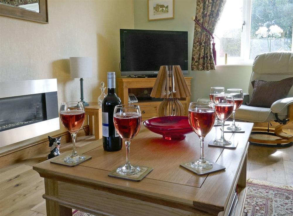 Spacious living/dining room (photo 2) at Kingfisher Cottage in Amble, Northumberland