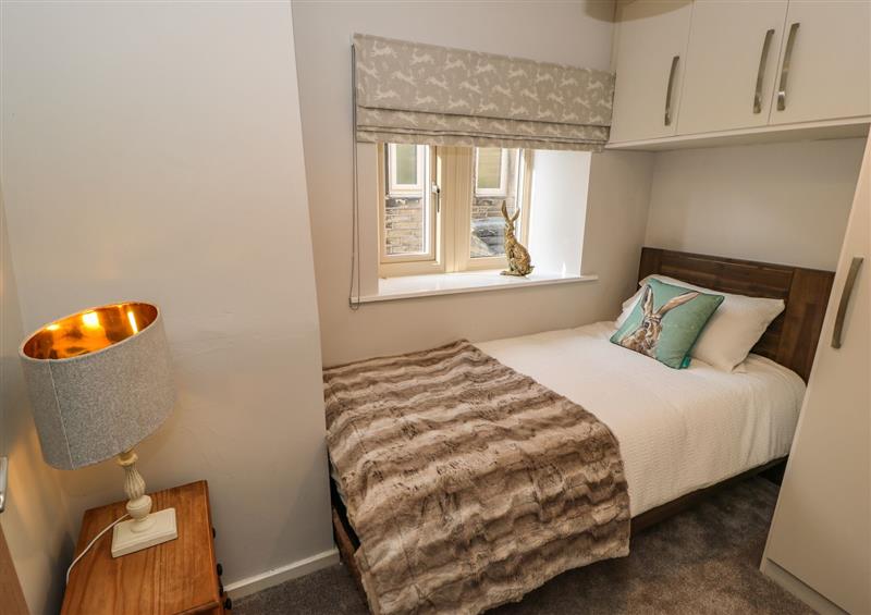 This is a bedroom at Kingfisher Cottage, Holmfirth