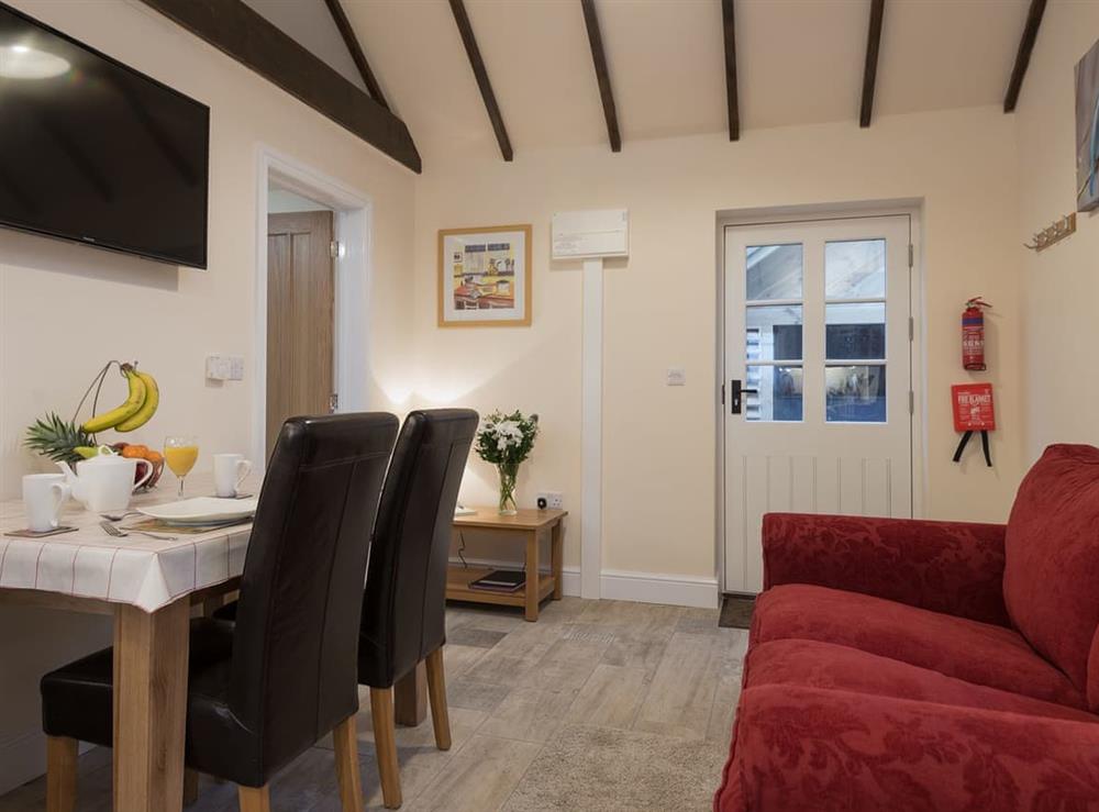 Open plan living space (photo 2) at Kingfisher Cottage in Wainfleet St Mary, near Wainfleet All Saints, Lincolnshire