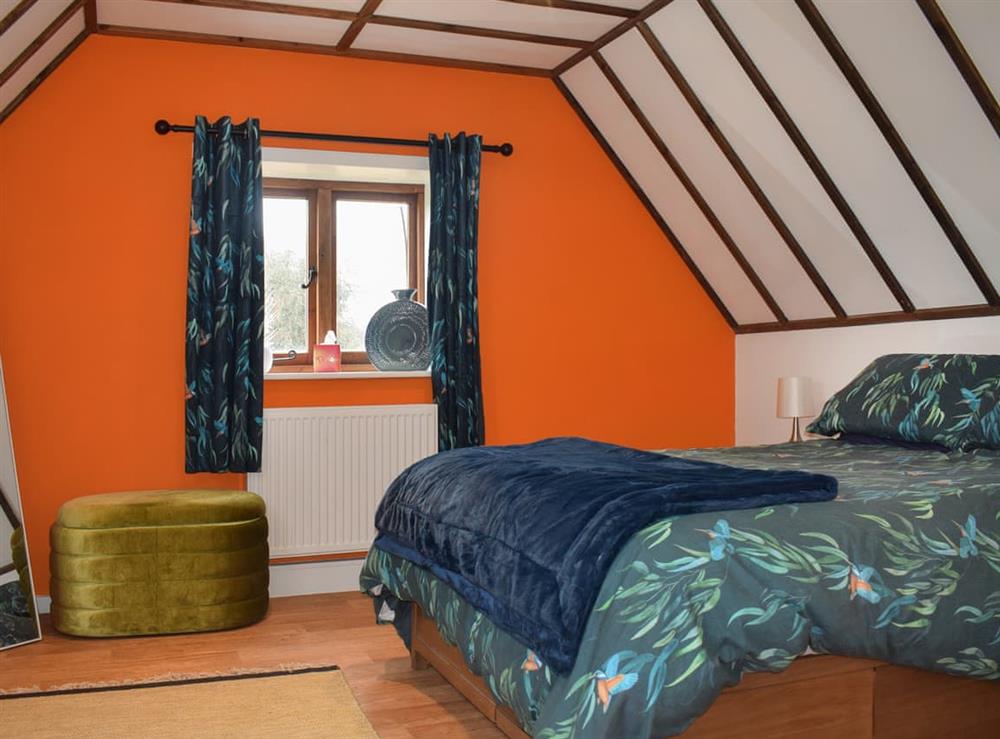 Double bedroom at Kingfisher Granary in Battle, East Sussex
