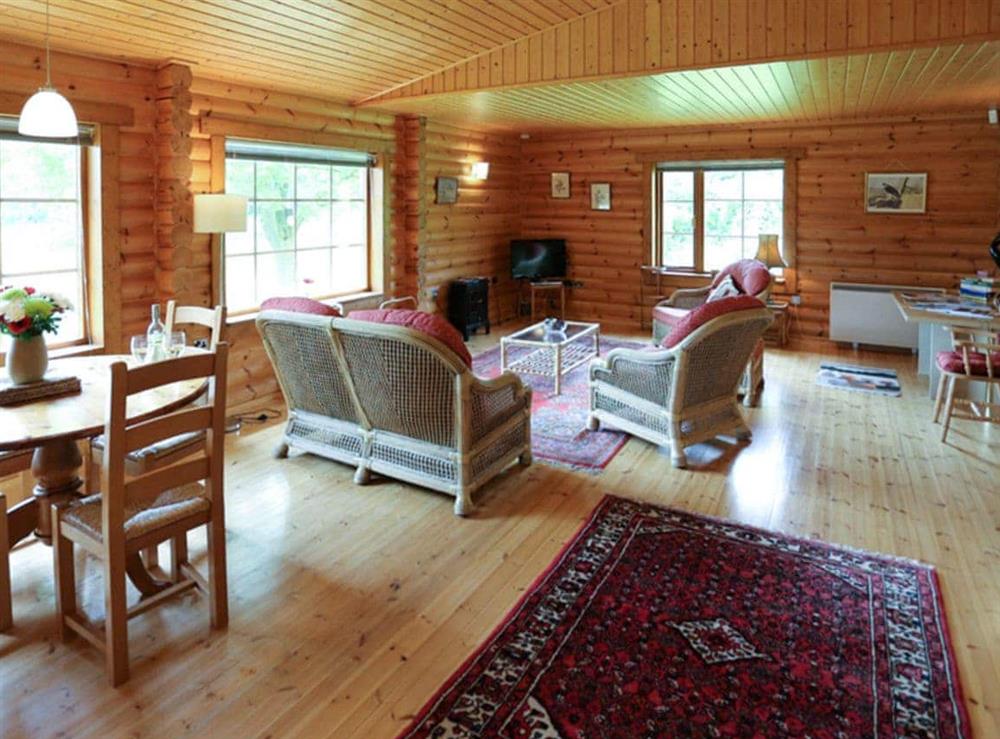 Welcoming living and dining area at Kingfisher Lodge in Hagworthingham, Lincs., Lincolnshire