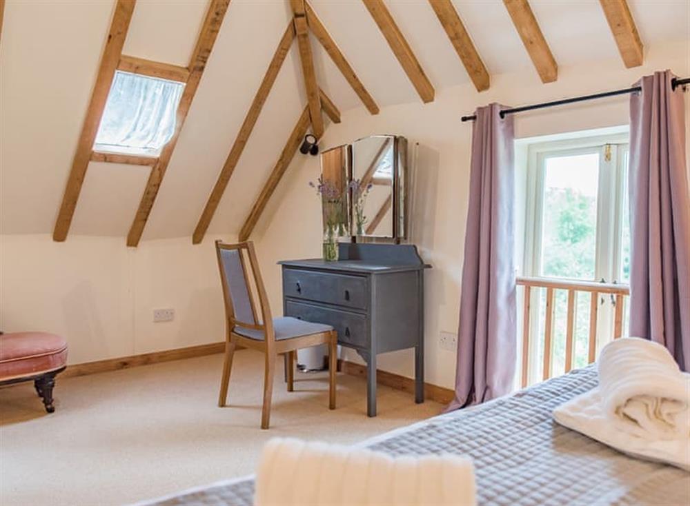Double bedroom (photo 3) at Kingfisher Oast in Hollingbourne, England