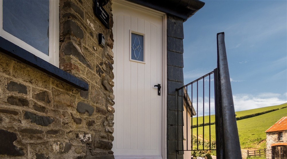The exterior of Kingfisher View, Devon (photo 3) at Kingfisher View in Lynton, North Devon