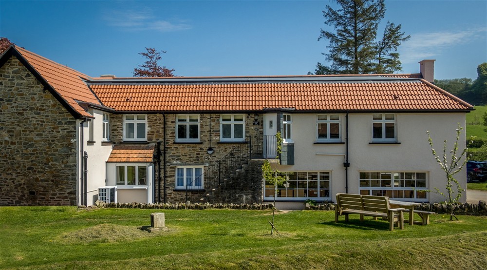 The exterior of Kingfisher View, Devon at Kingfisher View in Lynton, North Devon