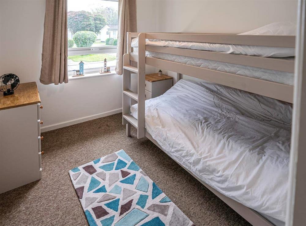 Bunk bedroom at Kingfishers Haven in St Cleer, near Liskeard, Cornwall