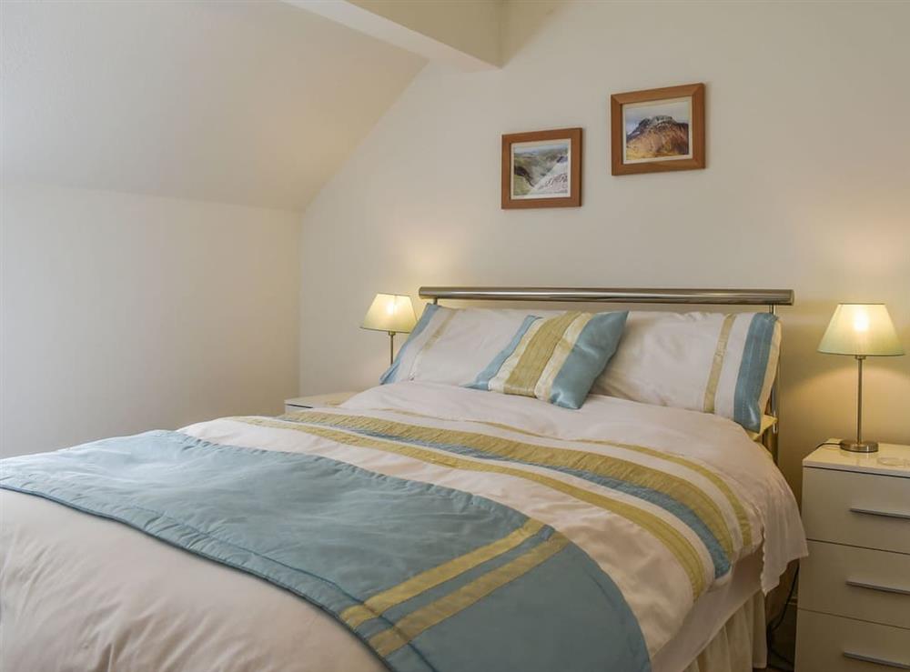 Double bedroom (photo 4) at Kings Cottage in Kirkby Lonsdale, Cumbria
