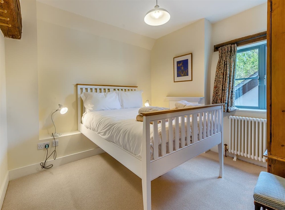 Double bedroom (photo 2) at Kings Cottage South in Salisbury, Wiltshire