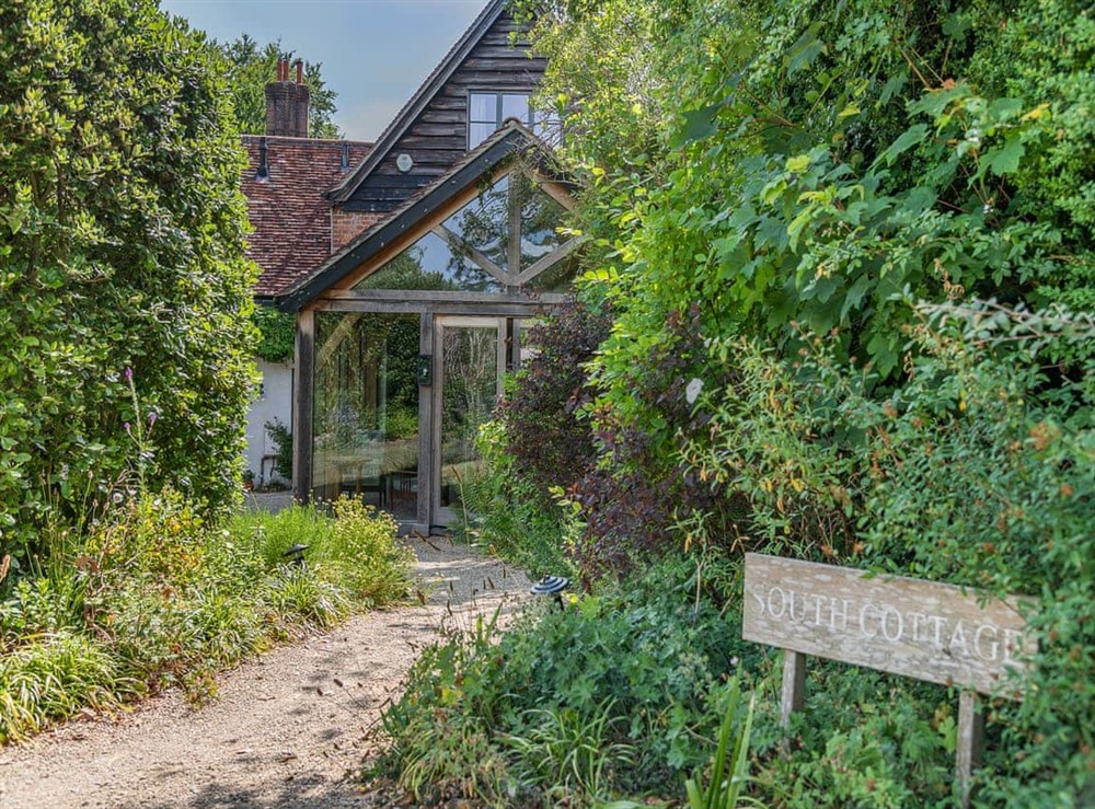 Exterior (photo 3) at Kings Cottage South in Salisbury, Wiltshire