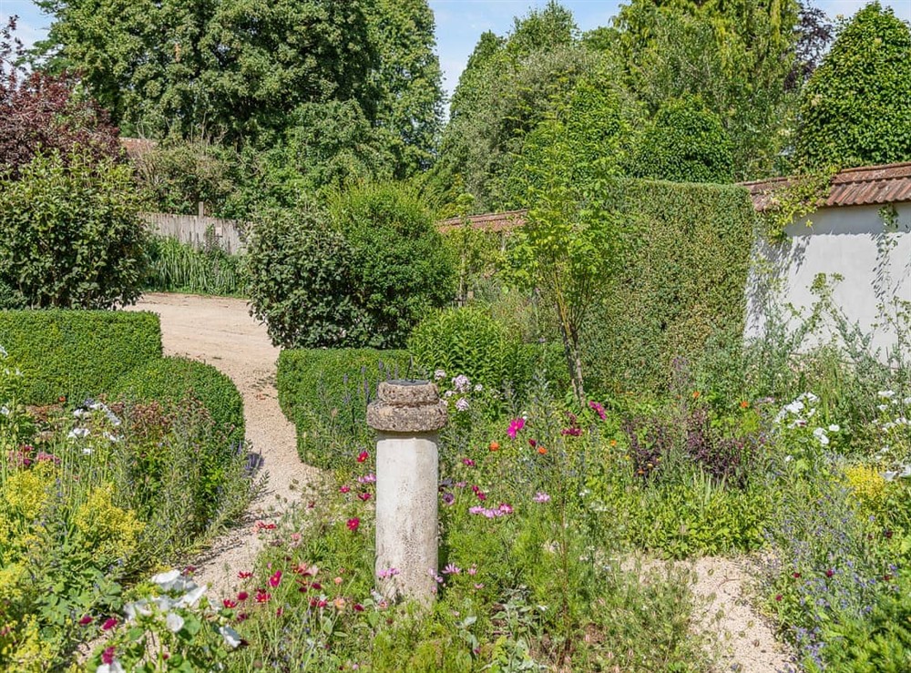 Garden at Kings Cottage South in Salisbury, Wiltshire