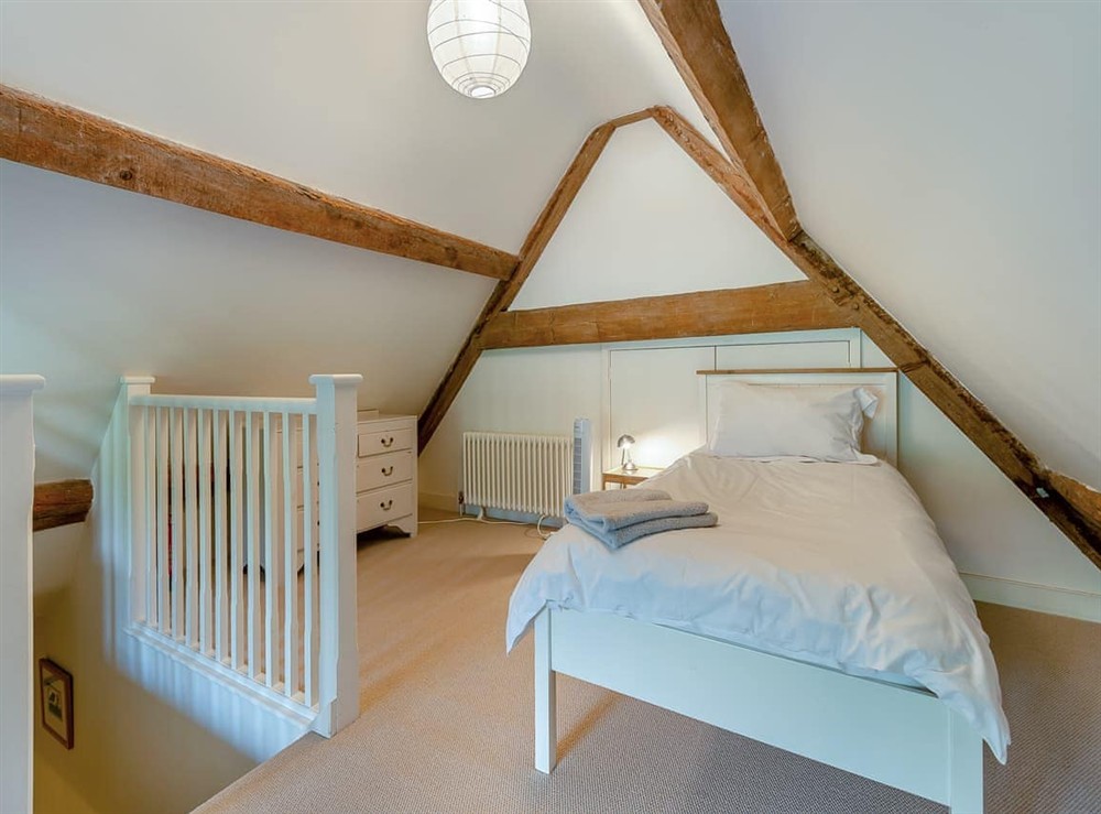 Single bedroom at Kings Cottage South in Salisbury, Wiltshire