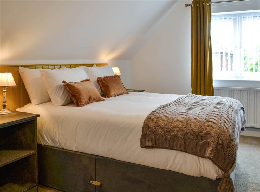 Double bedroom at Kings Lodge in Bridlington, North Humberside