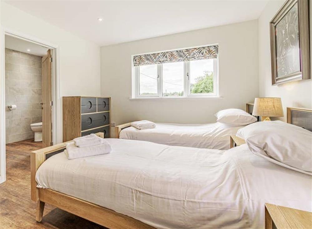 Twin bedroom (photo 2) at Kings Lodge in Neatishead, Norfolk