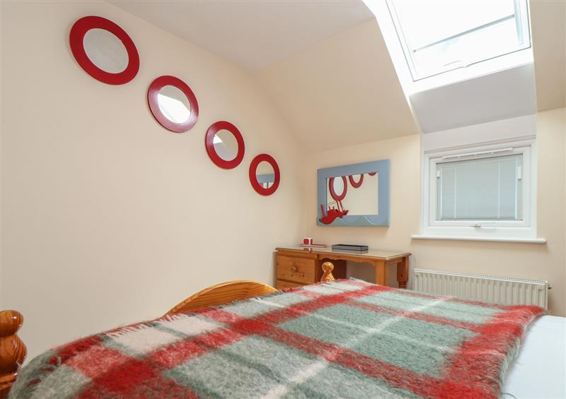 One of the 3 bedrooms (photo 2) at Kingsholm, Porthtowan