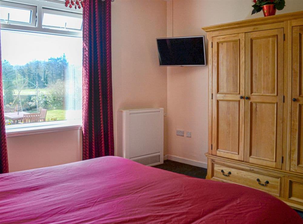 Double bedroom (photo 2) at Kinvara in Stranraer, Dumfries and Gallowayy, Wigtownshire