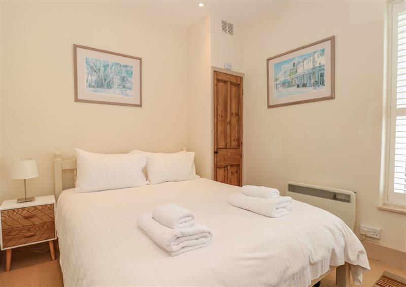 One of the 4 bedrooms at Kipper Lodge, Dartmouth