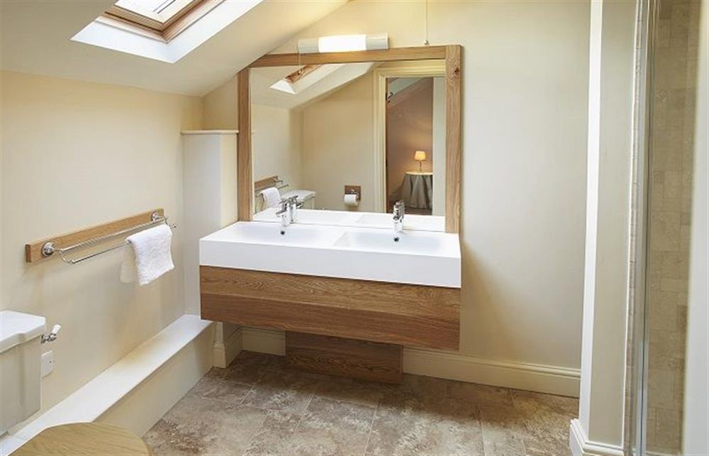 En-suite shower room to The Manor Room at Kirkbride Hall, Melmerby