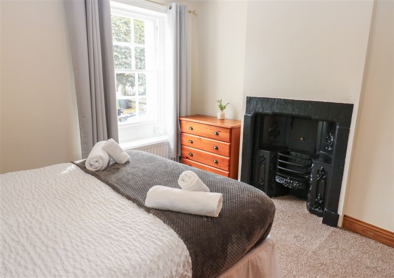 One of the 2 bedrooms (photo 2) at Kirkgate Cottage, Cockermouth