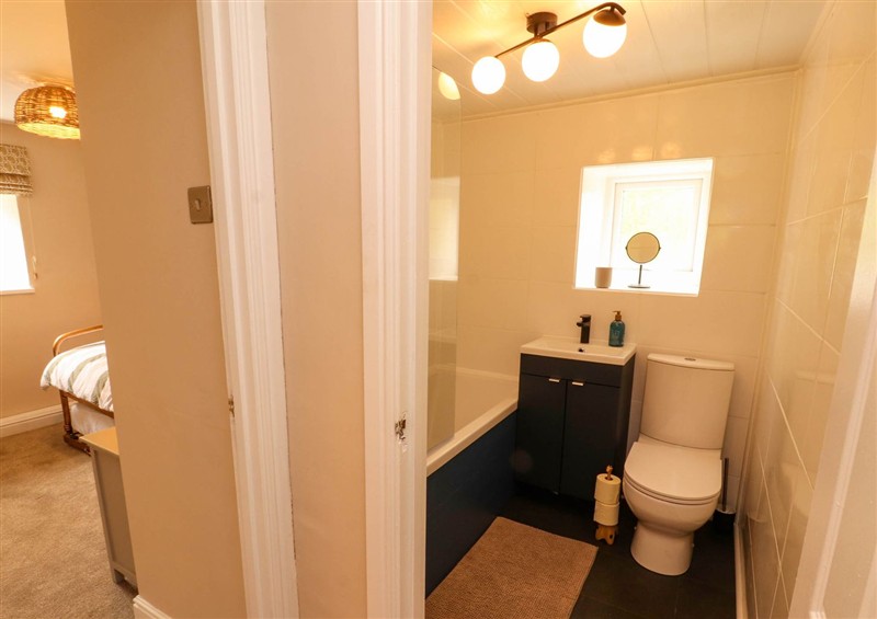 Bathroom at Kirkland Howe Cottage, Arlecdon